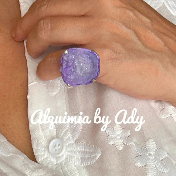 Raw Purple Jade Victorian ring in silver setting /maximalist/drusy/pinky ring - Picture 1 of 9